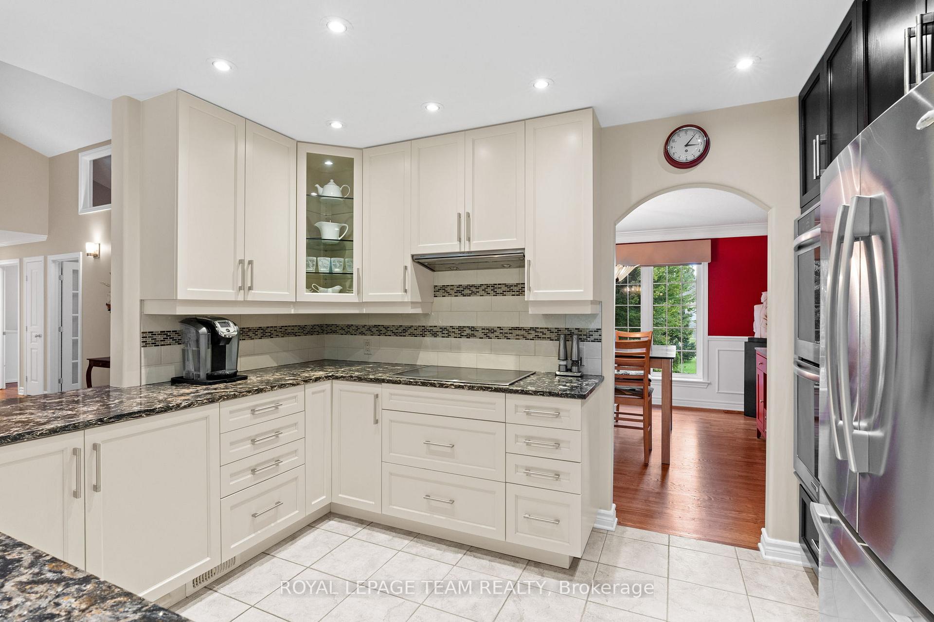 Photo 12 of 1338 Fox Valley Road, Ottawa, Greely — HOMEH