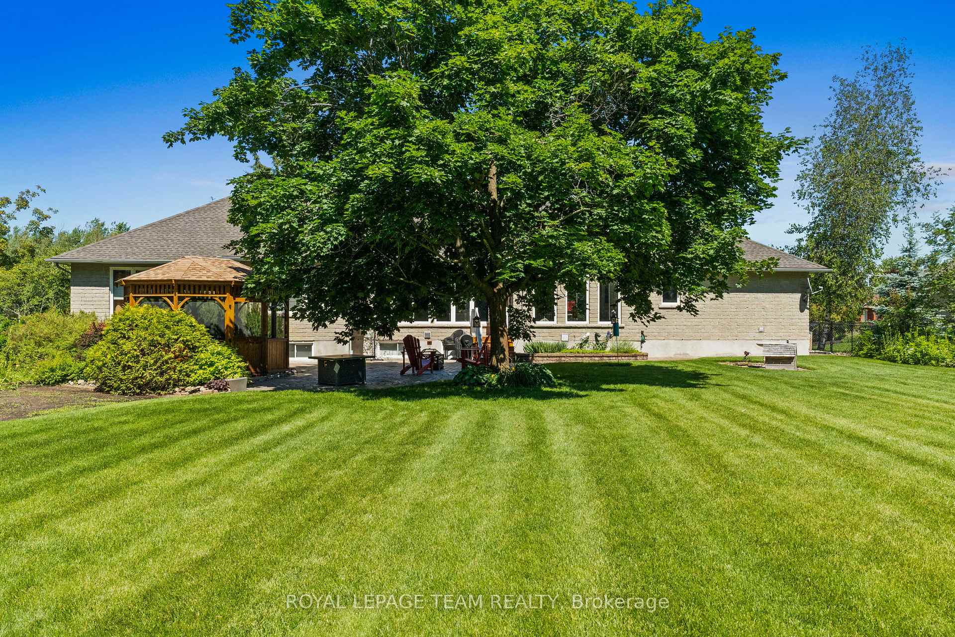 Photo 31 of 1338 Fox Valley Road, Ottawa, Greely — HOMEH