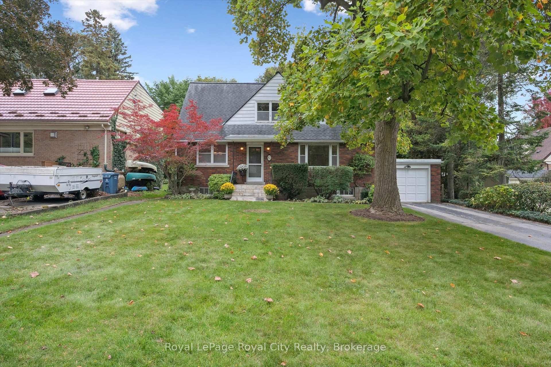 Photo 7 of 82 Metcalfe Street, Guelph, St. George's — HOMEH