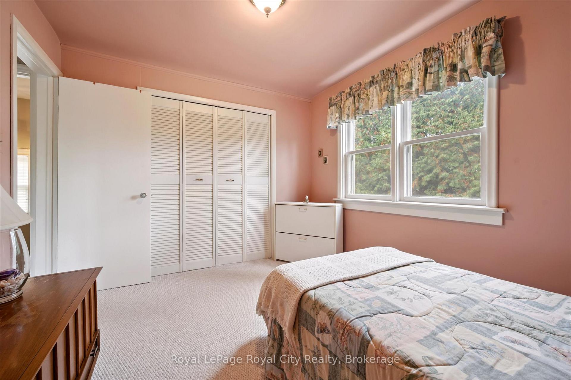 Photo 29 of 82 Metcalfe Street, Guelph, St. George's — HOMEH