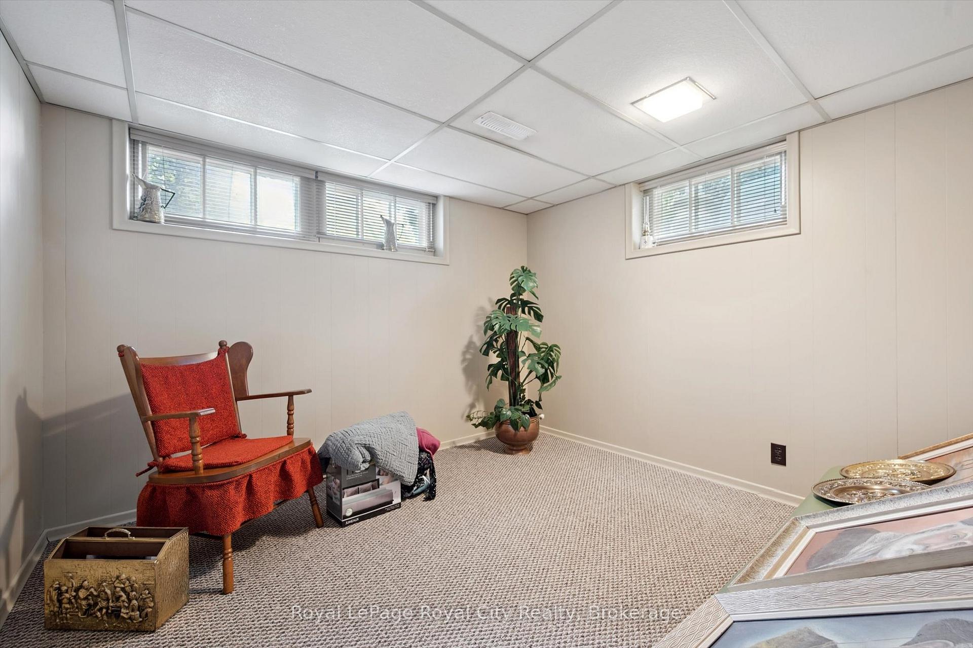 Photo 39 of 82 Metcalfe Street, Guelph, St. George's — HOMEH