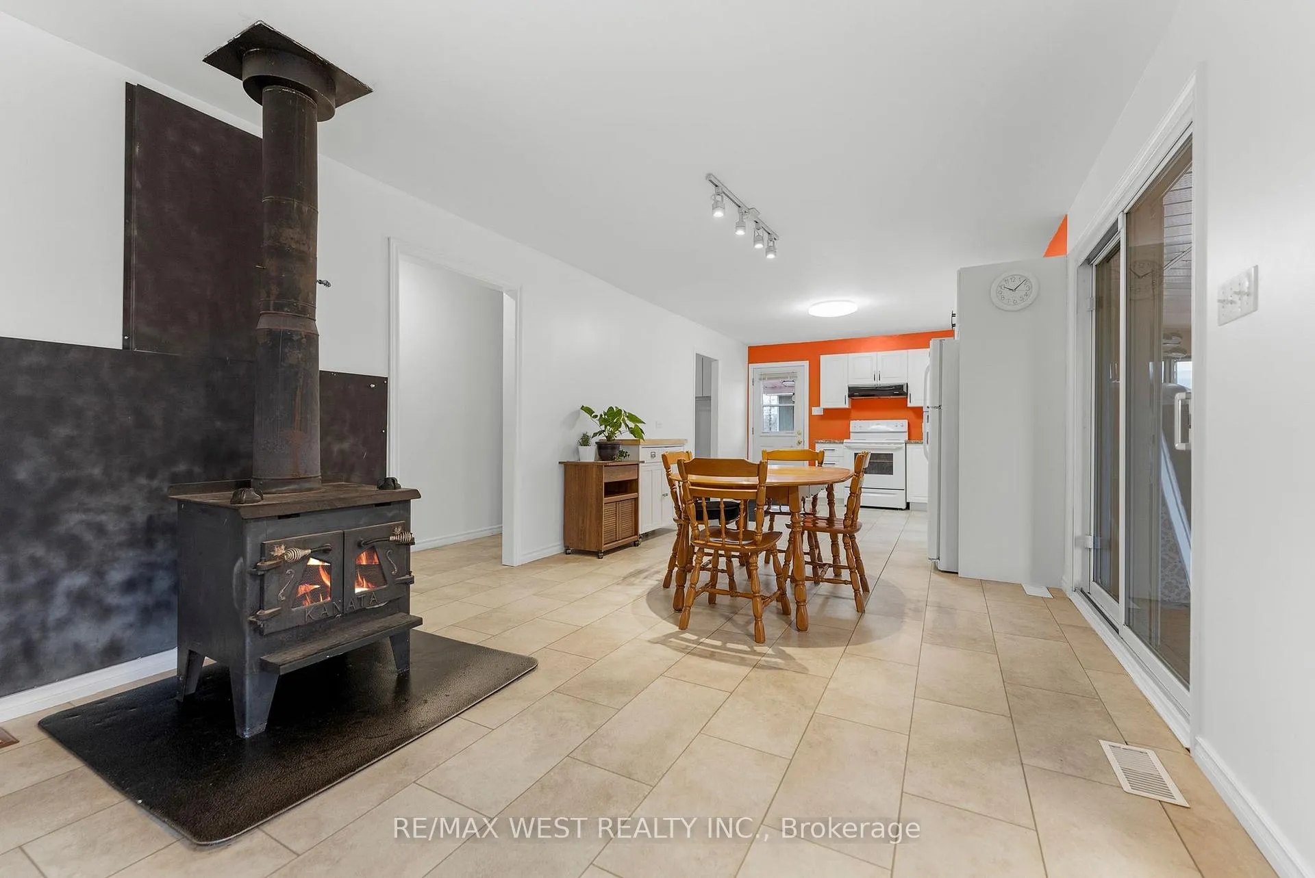 Photo 2 of 6149 Centennial Drive, Greater Madawaska — HOMEH
