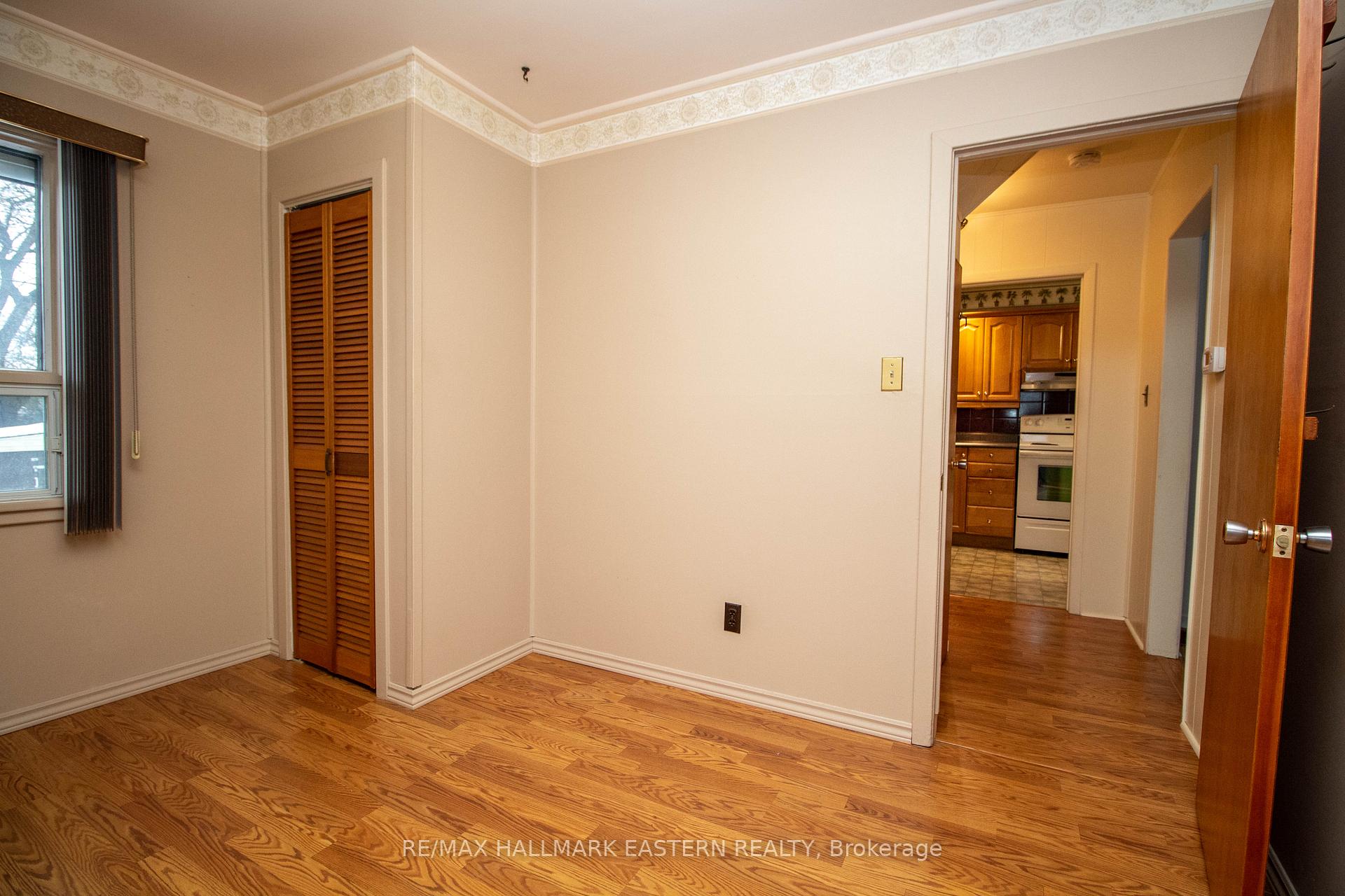 Photo 10 of 683 Little Street, Peterborough, Otonabee Ward 1 — HOMEH