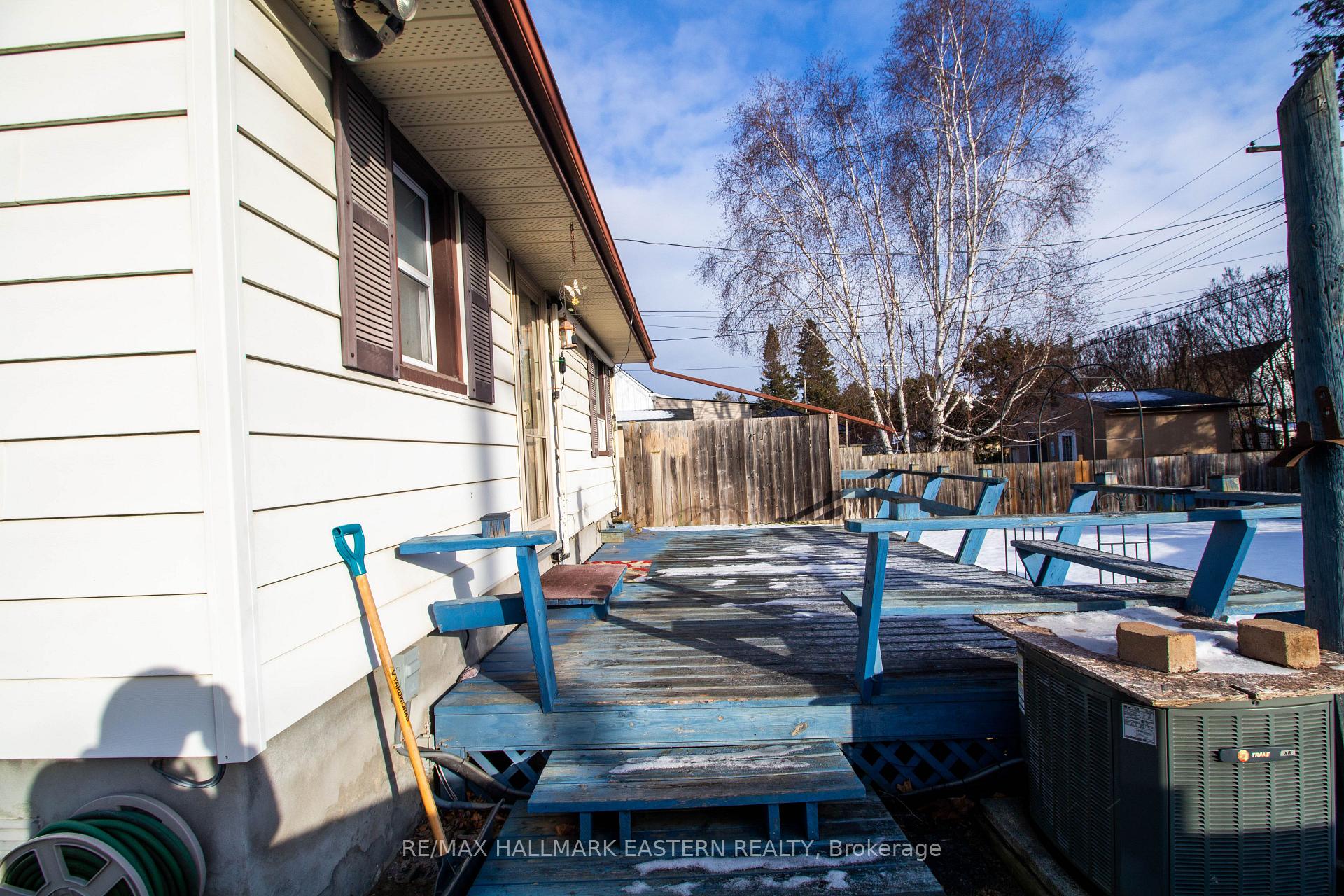 Photo 21 of 683 Little Street, Peterborough, Otonabee Ward 1 — HOMEH