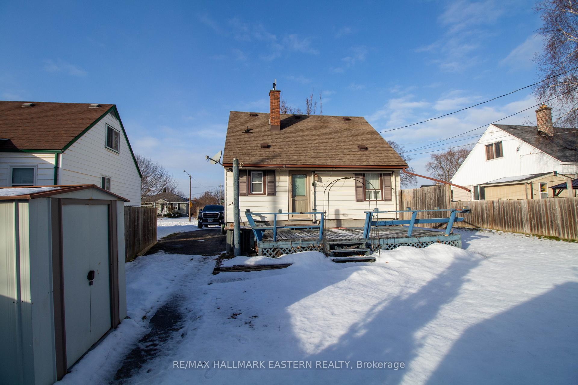 Photo 23 of 683 Little Street, Peterborough, Otonabee Ward 1 — HOMEH