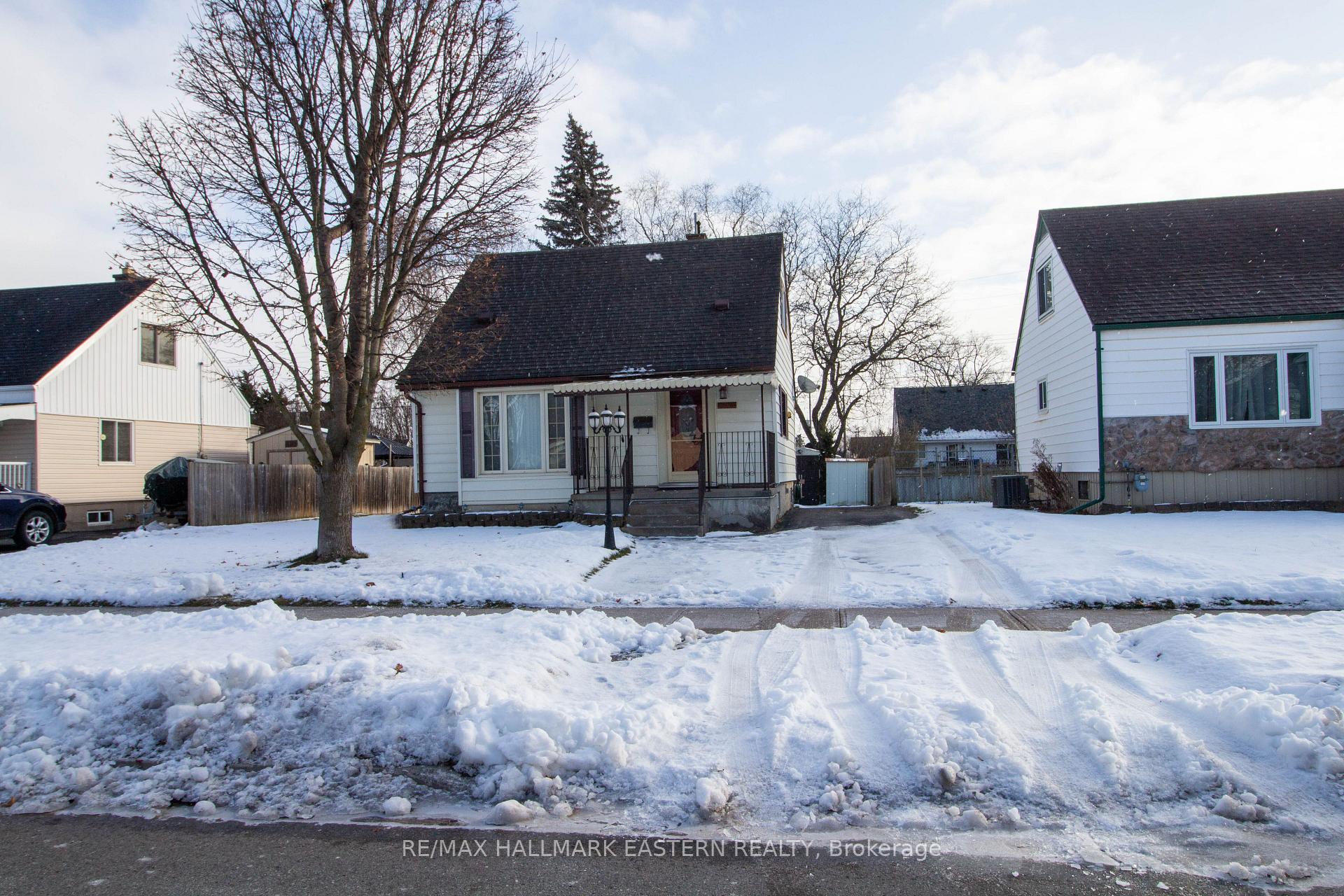Photo 24 of 683 Little Street, Peterborough, Otonabee Ward 1 — HOMEH