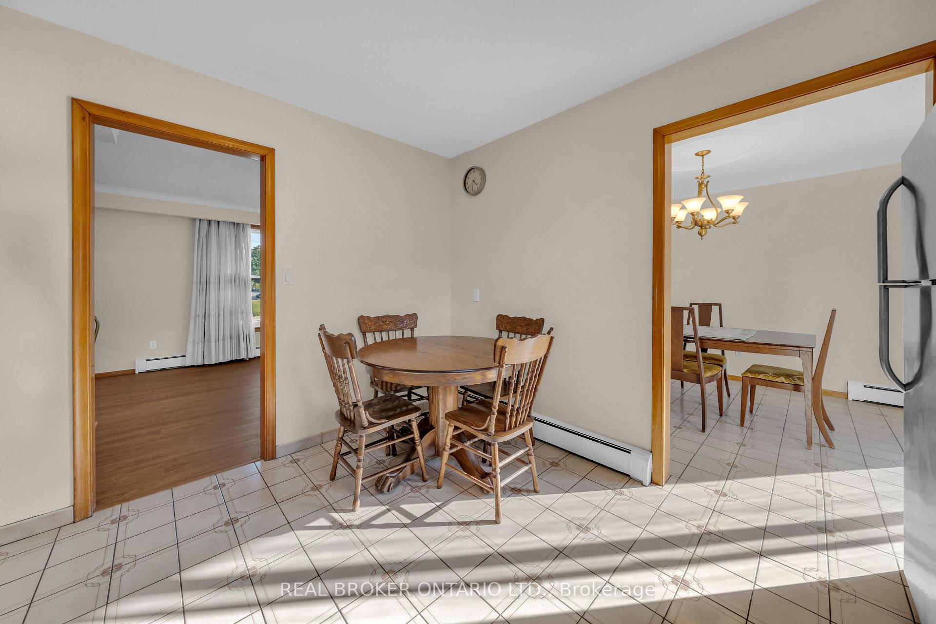 Photo 10 of 132 Greeningdon Drive, Hamilton, Greeningdon — HOMEH