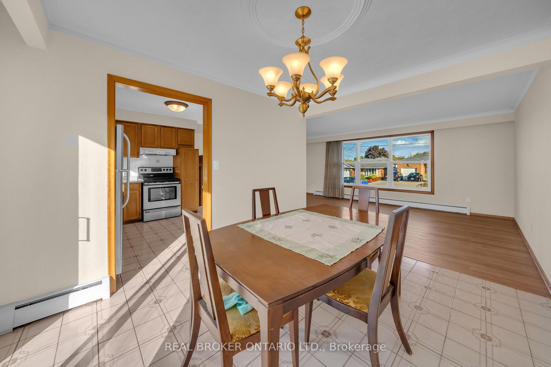 Photo 15 of 132 Greeningdon Drive, Hamilton, Greeningdon — HOMEH