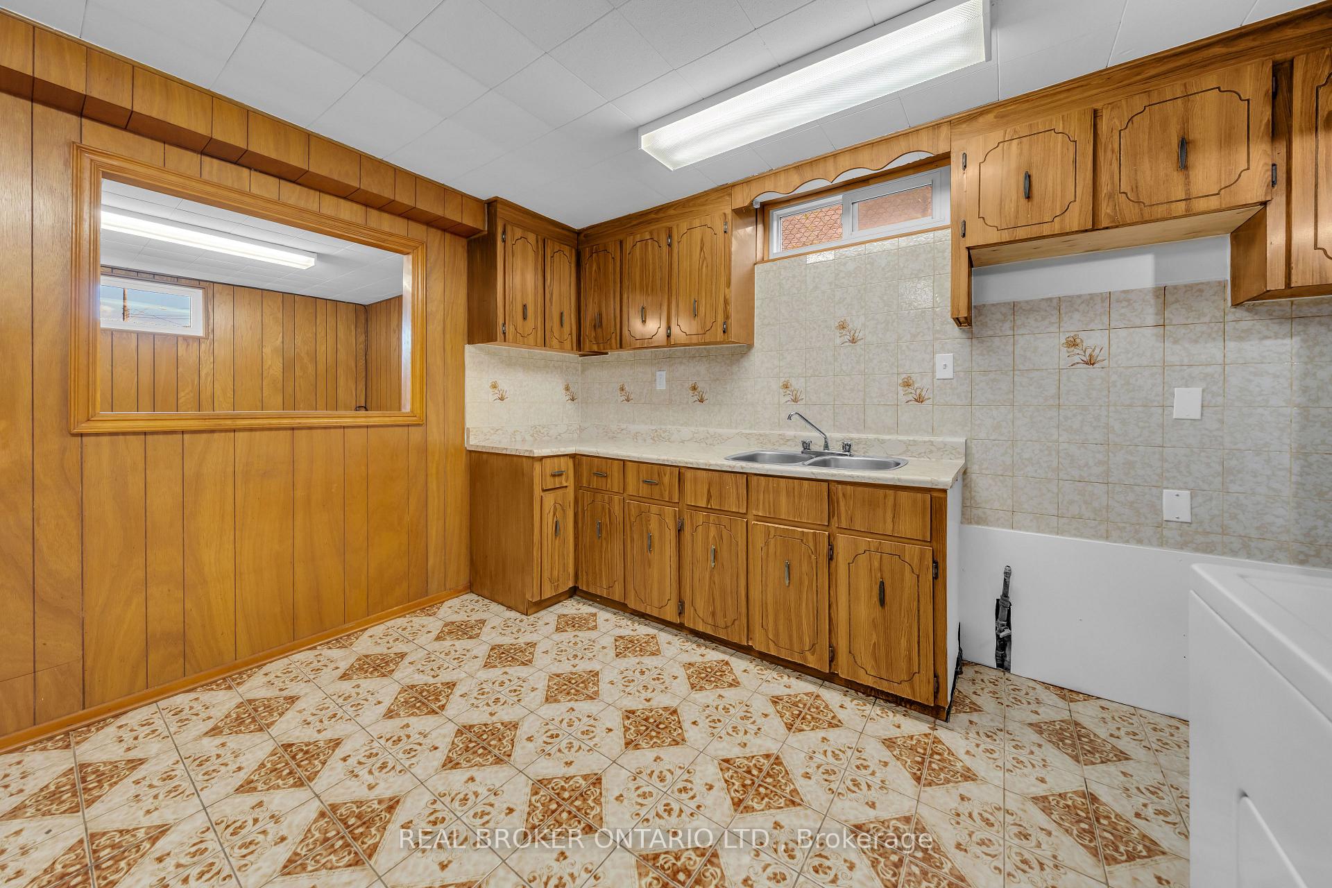 Photo 29 of 132 Greeningdon Drive, Hamilton, Greeningdon — HOMEH