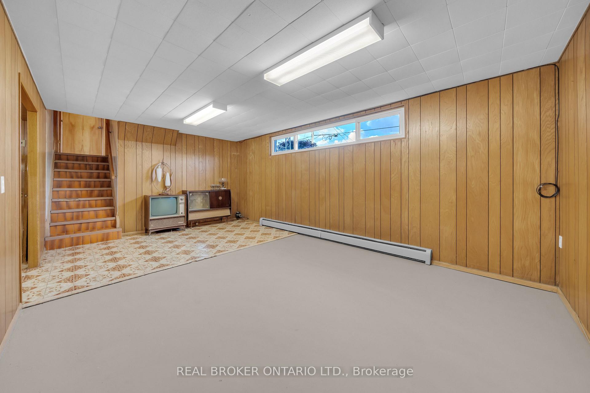 Photo 33 of 132 Greeningdon Drive, Hamilton, Greeningdon — HOMEH