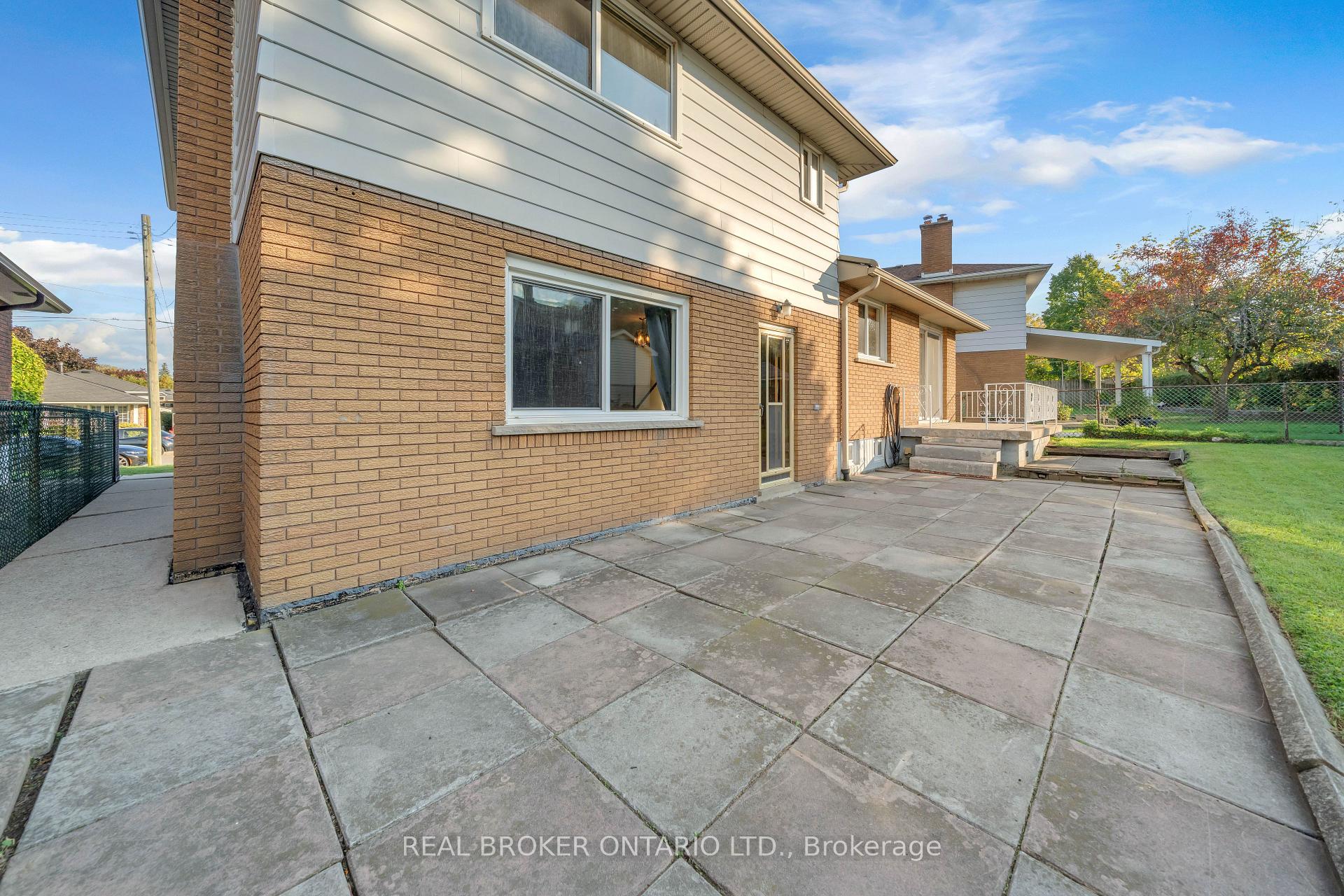 Photo 35 of 132 Greeningdon Drive, Hamilton, Greeningdon — HOMEH