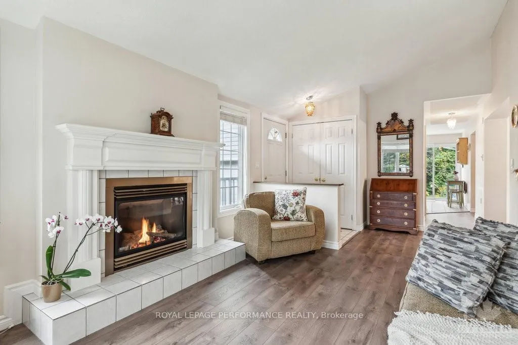 Photo 6 of 1012 Teena Colleen, Ottawa, Greely — HOMEH
