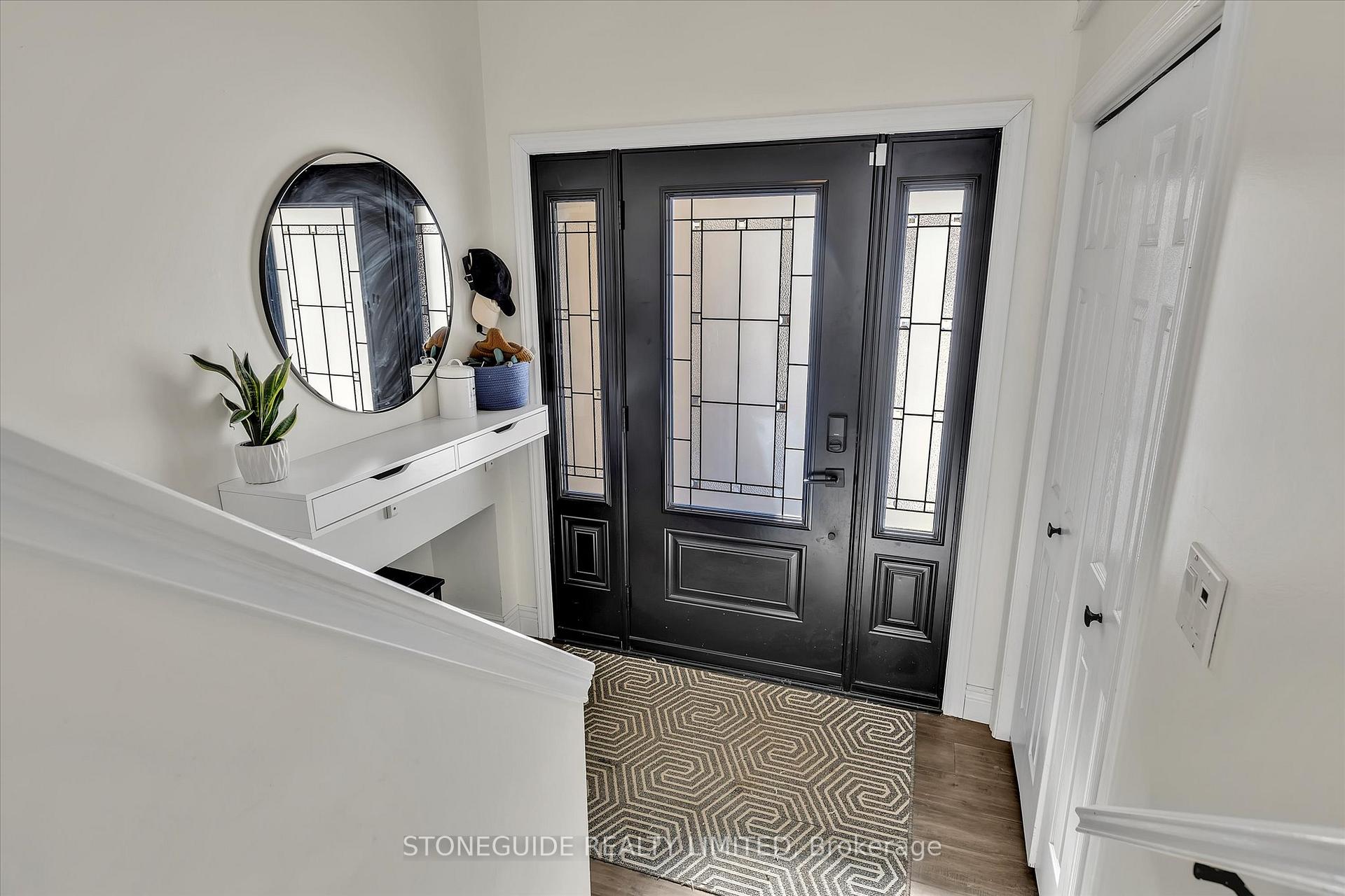Photo 4 of 2559 Thornbury Drive, Peterborough, Ashburnham Ward 4 — HOMEH
