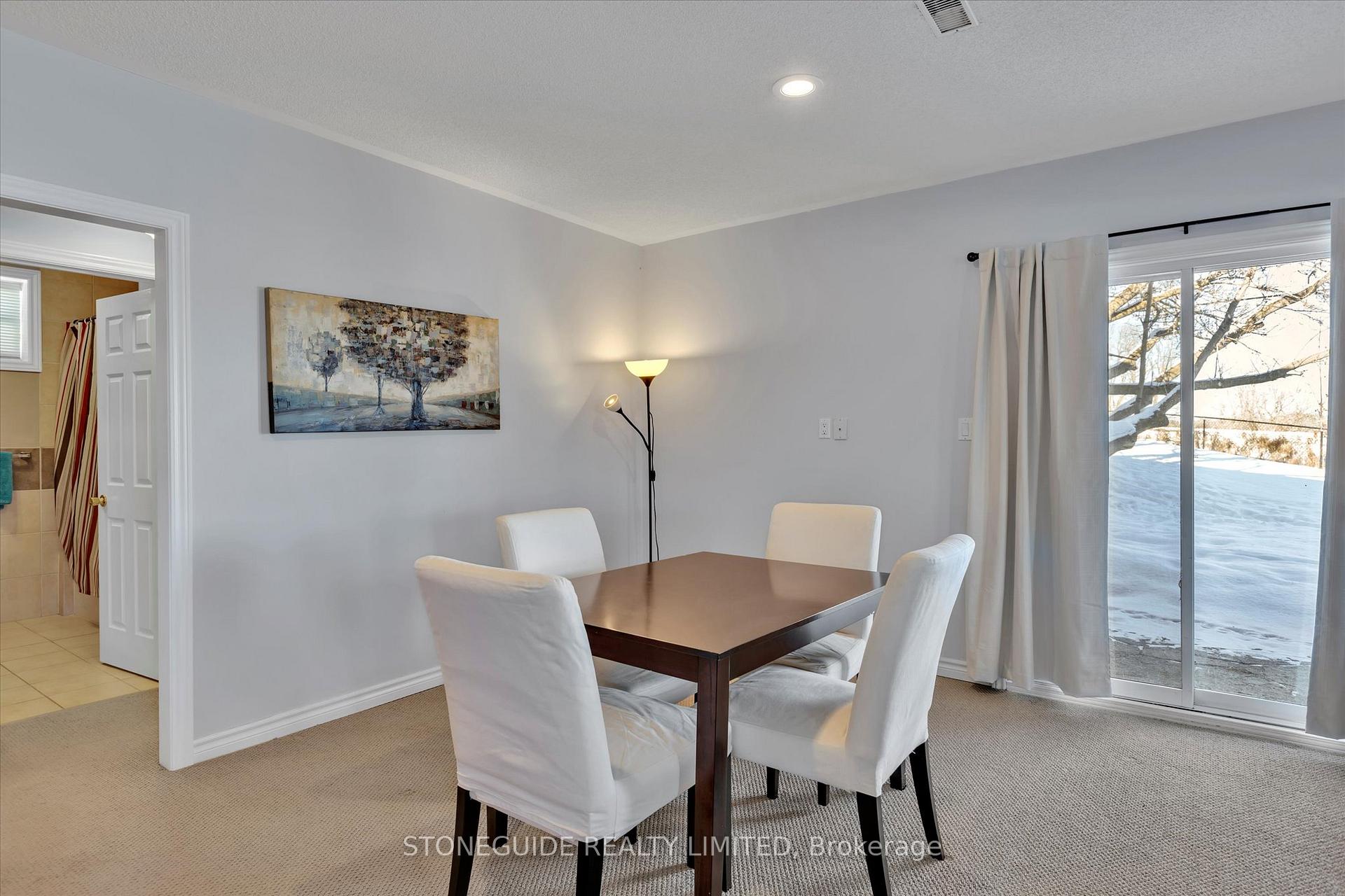 Photo 23 of 2559 Thornbury Drive, Peterborough, Ashburnham Ward 4 — HOMEH