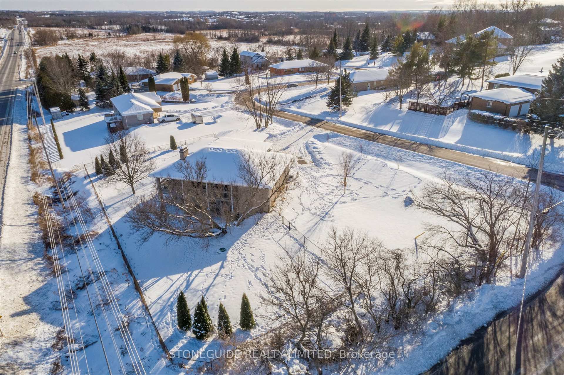 Photo 46 of 2559 Thornbury Drive, Peterborough, Ashburnham Ward 4 — HOMEH
