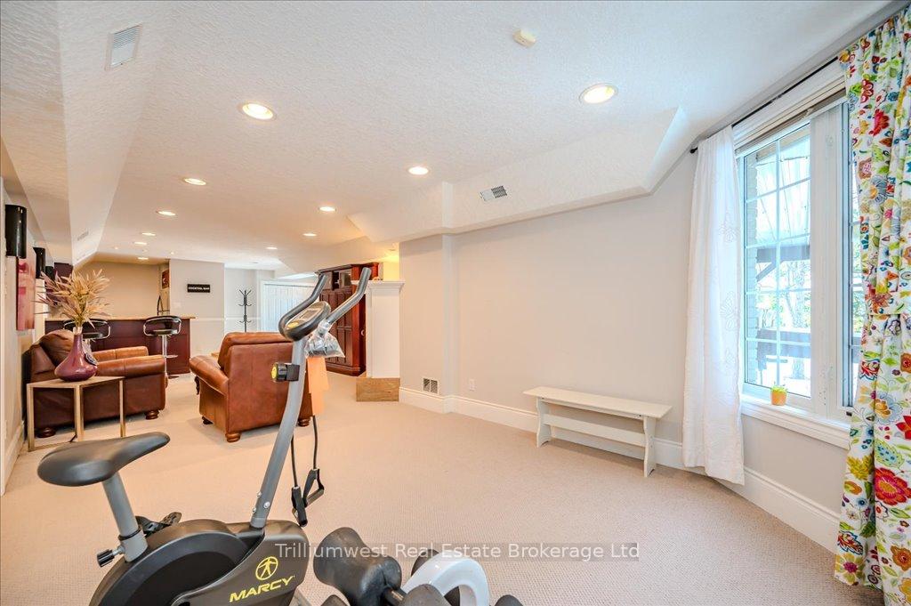 Photo 30 of 46 Robin Road, Guelph, Kortright East — HOMEH