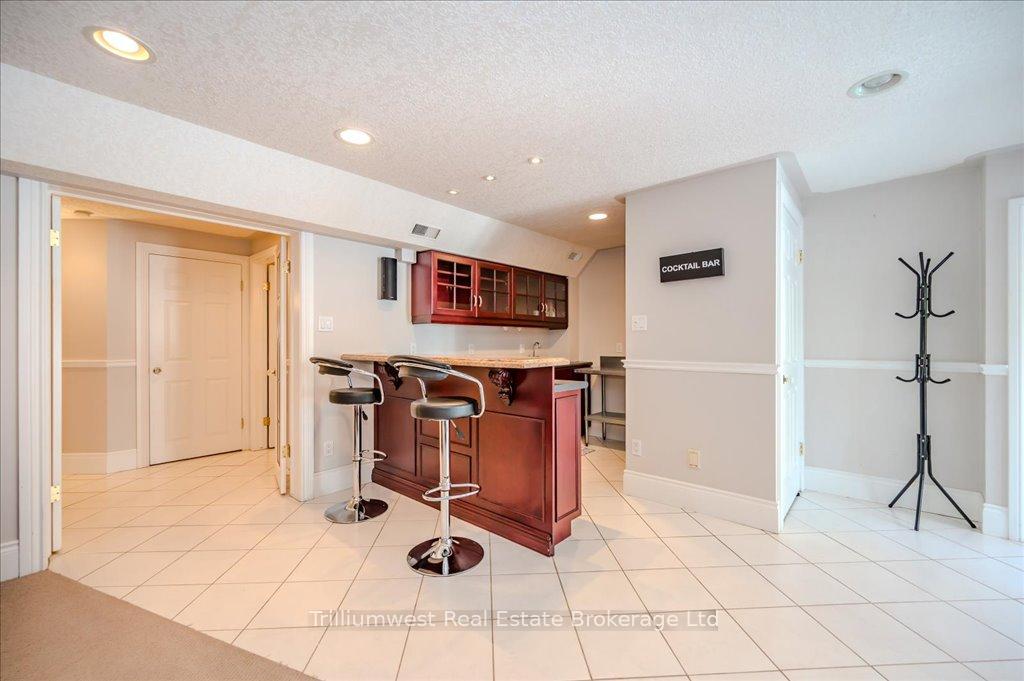 Photo 39 of 46 Robin Road, Guelph, Kortright East — HOMEH