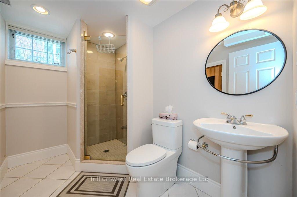 Photo 41 of 46 Robin Road, Guelph, Kortright East — HOMEH