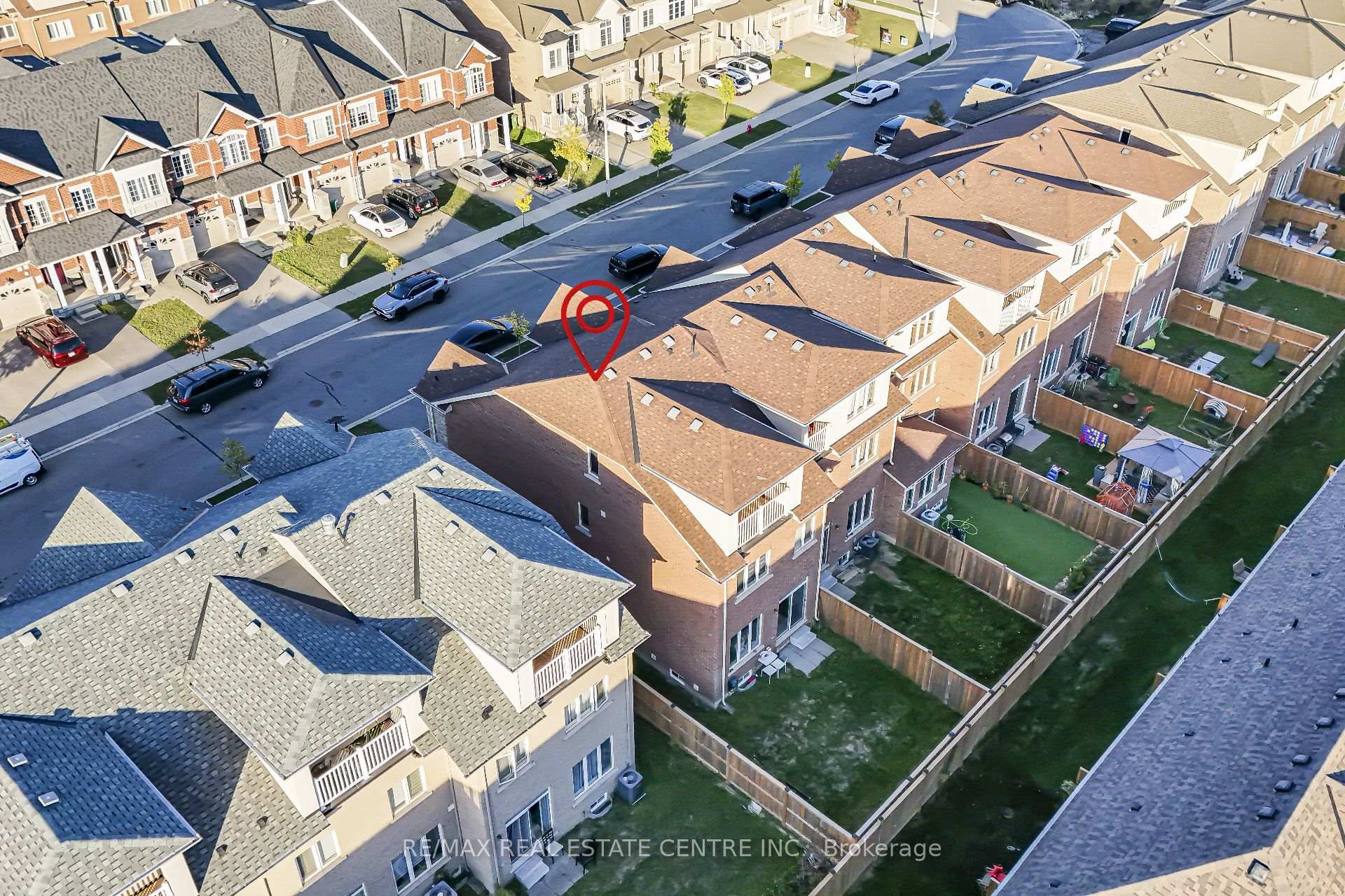 Photo 5 of 18 Talence Drive, Hamilton, Stoney Creek Mountain — HOMEH