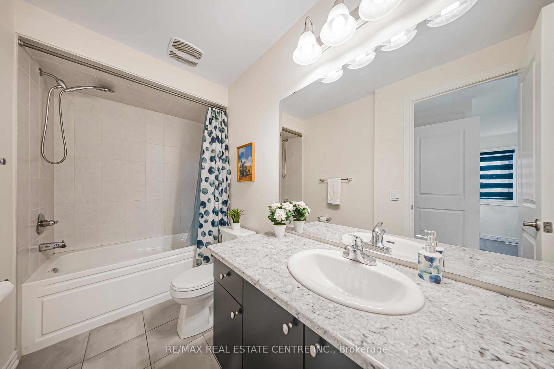 Photo 40 of 18 Talence Drive, Hamilton, Stoney Creek Mountain — HOMEH