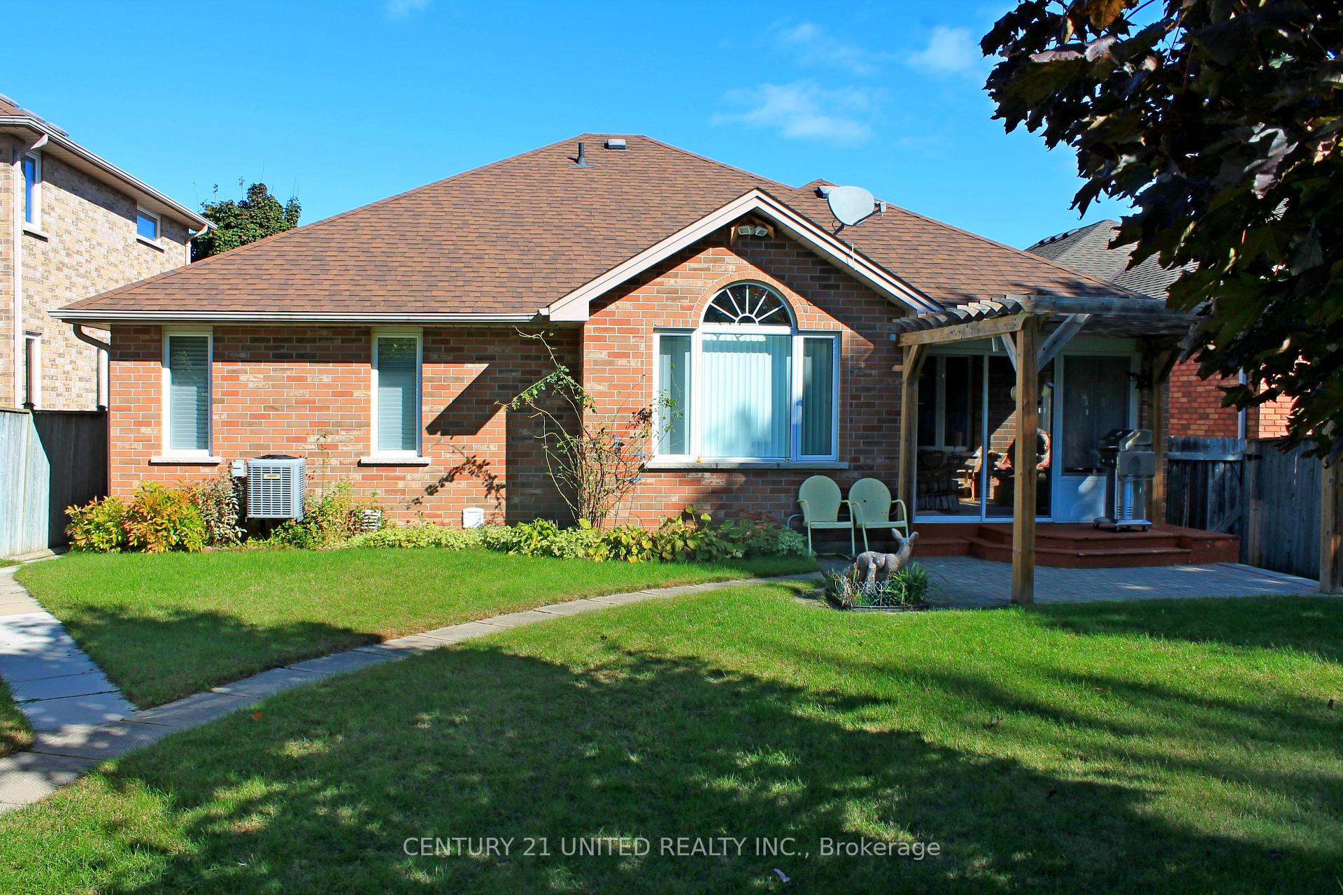 Photo 3 of 1657 Cahill Drive, Peterborough, Otonabee Ward 1 — HOMEH