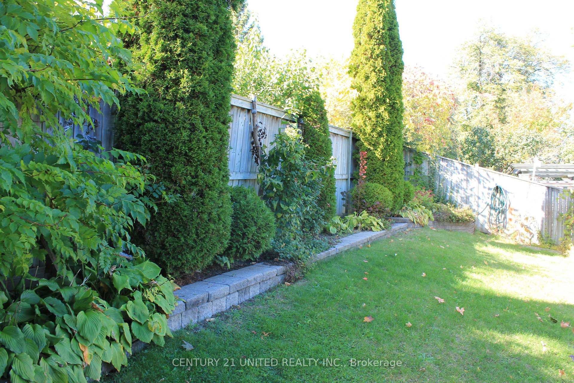 Photo 4 of 1657 Cahill Drive, Peterborough, Otonabee Ward 1 — HOMEH