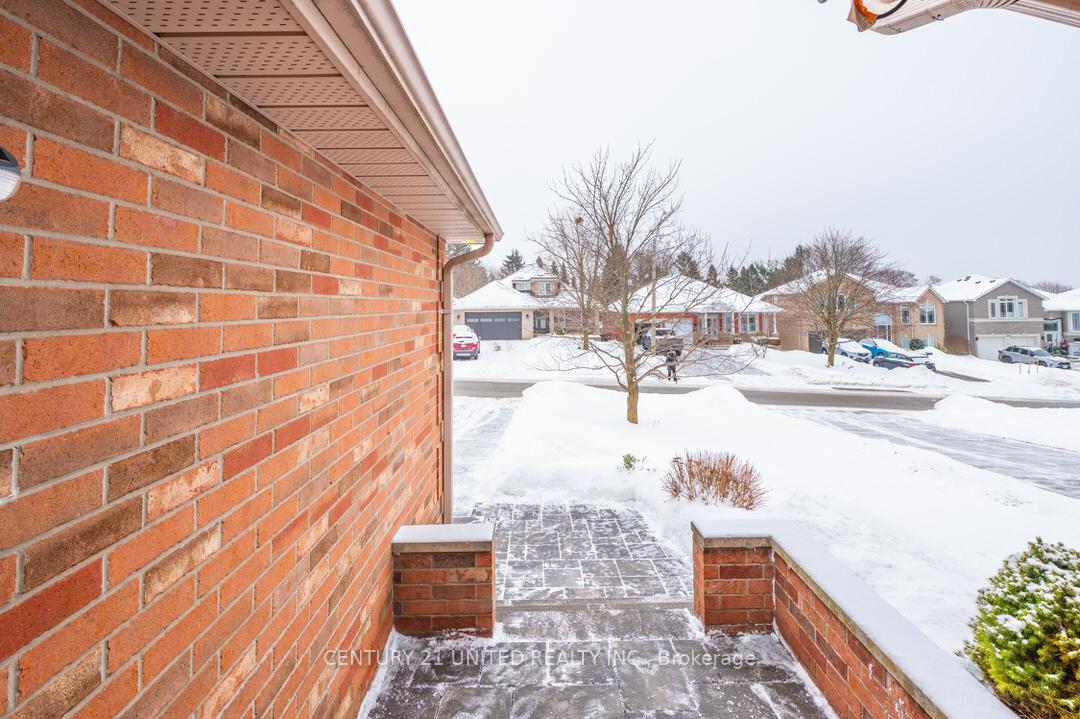 Photo 6 of 1657 Cahill Drive, Peterborough, Otonabee Ward 1 — HOMEH