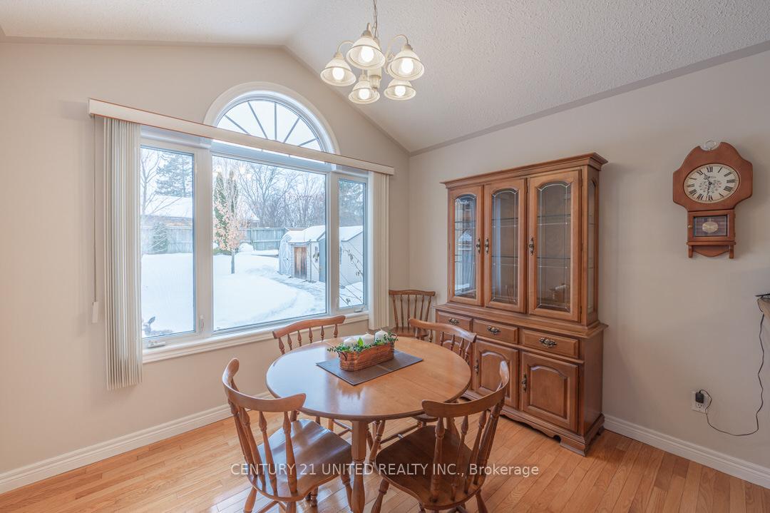Photo 15 of 1657 Cahill Drive, Peterborough, Otonabee Ward 1 — HOMEH