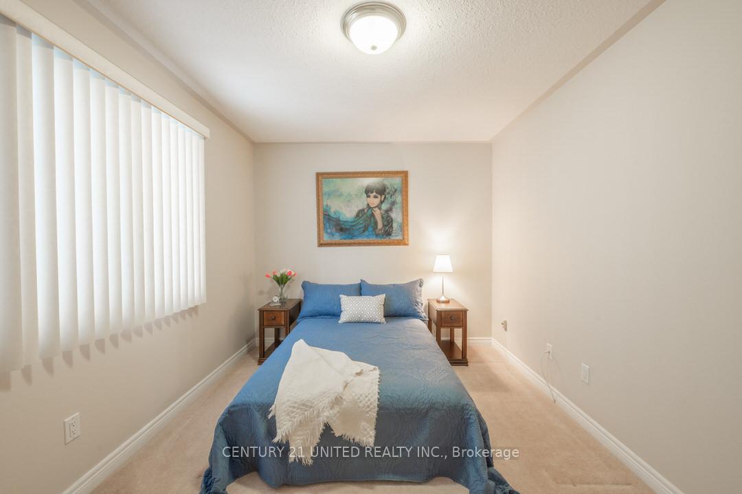Photo 23 of 1657 Cahill Drive, Peterborough, Otonabee Ward 1 — HOMEH