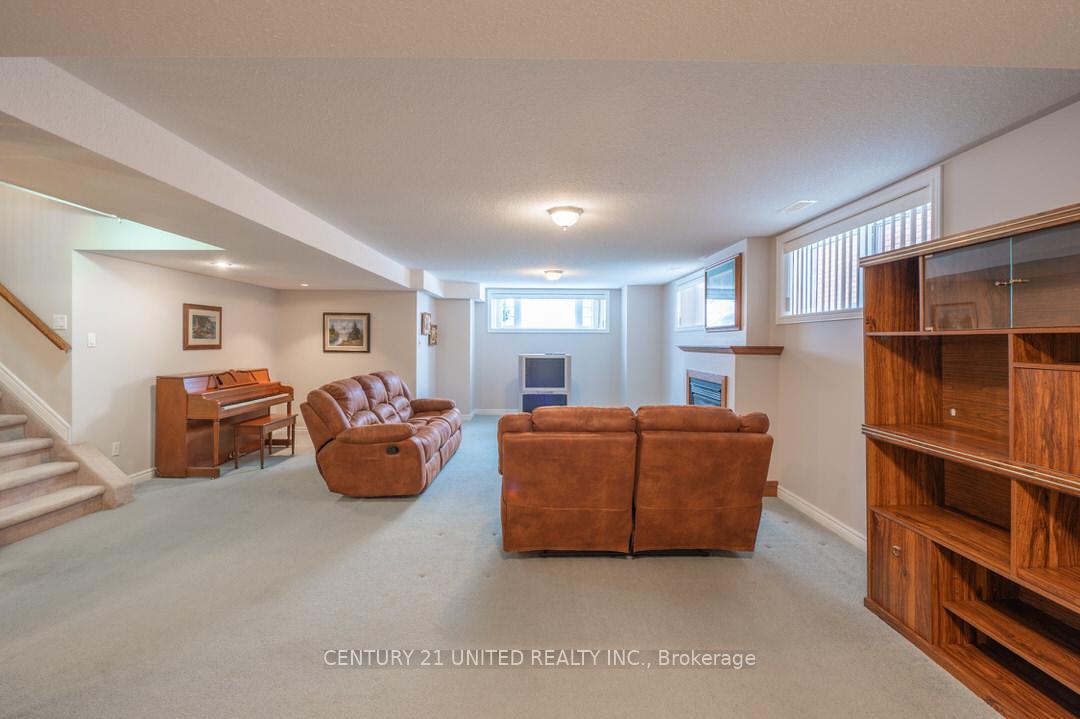 Photo 27 of 1657 Cahill Drive, Peterborough, Otonabee Ward 1 — HOMEH