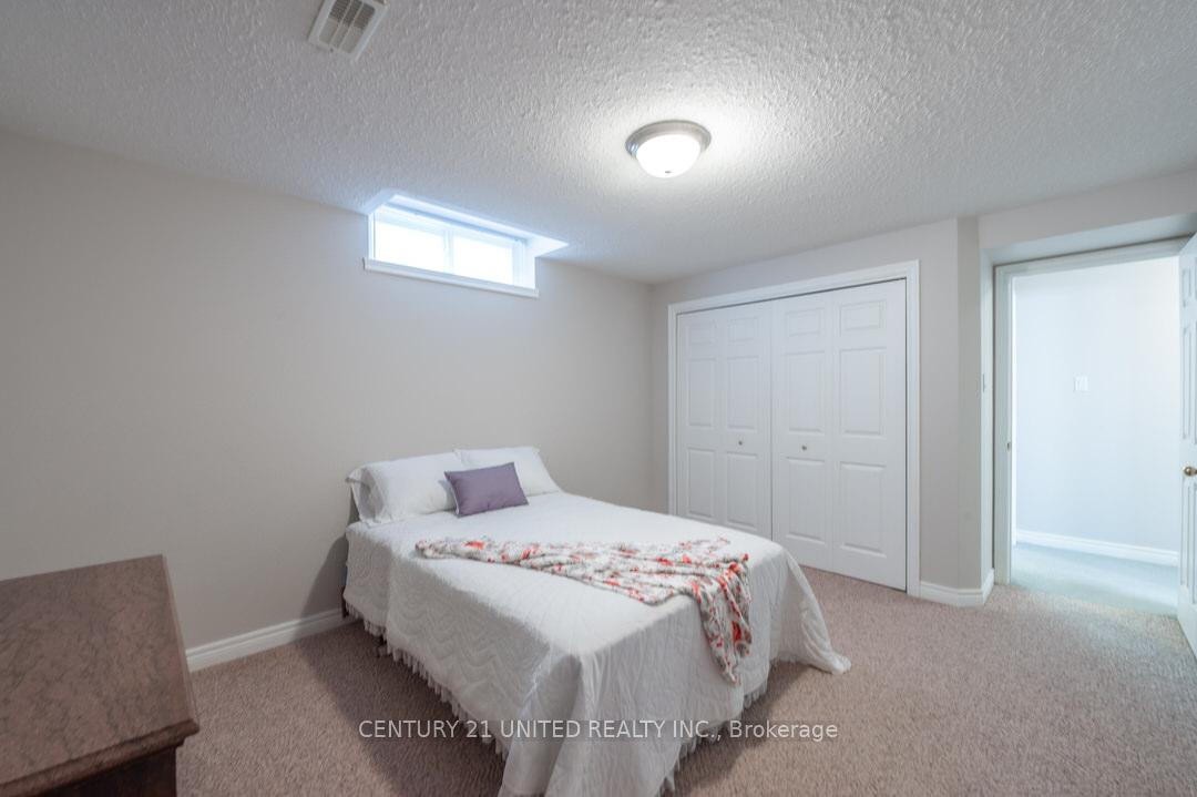 Photo 32 of 1657 Cahill Drive, Peterborough, Otonabee Ward 1 — HOMEH