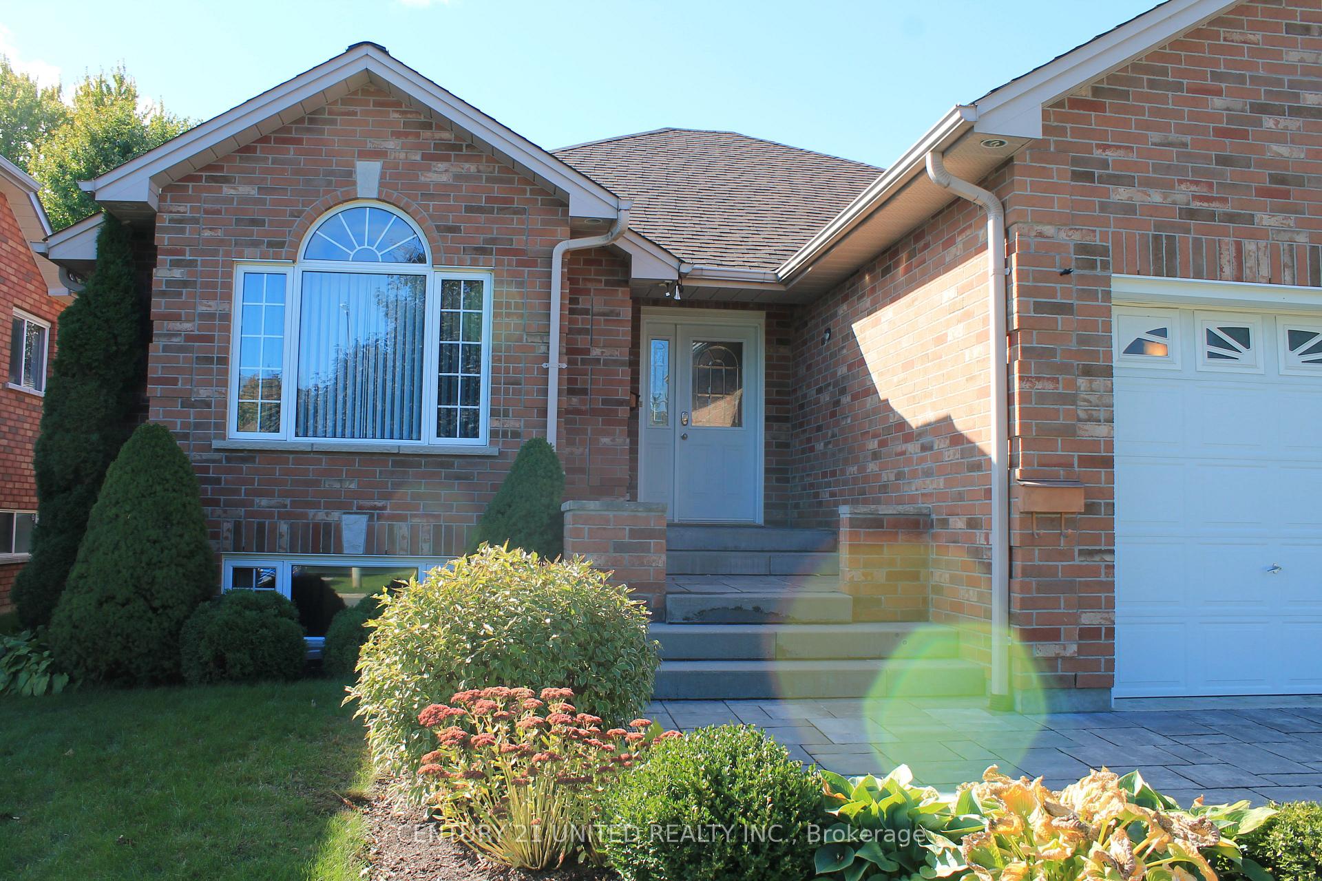 Photo 38 of 1657 Cahill Drive, Peterborough, Otonabee Ward 1 — HOMEH