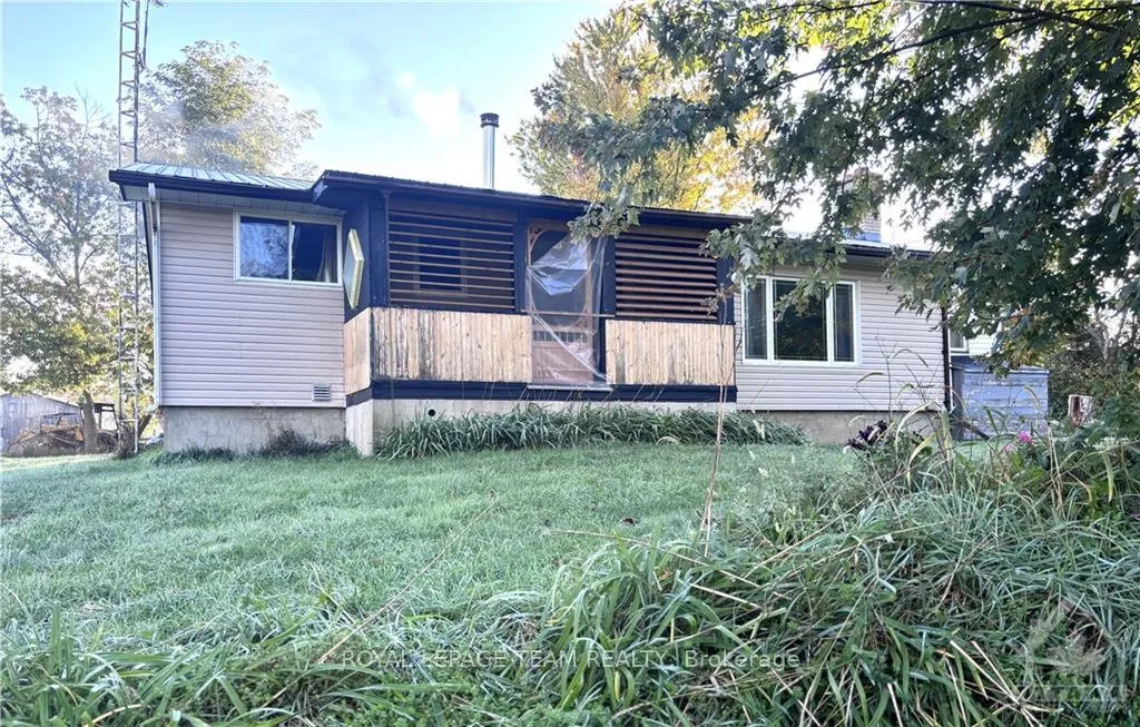 Photo 2 of 3159 8TH Line Road, Ottawa, Metcalfe — HOMEH