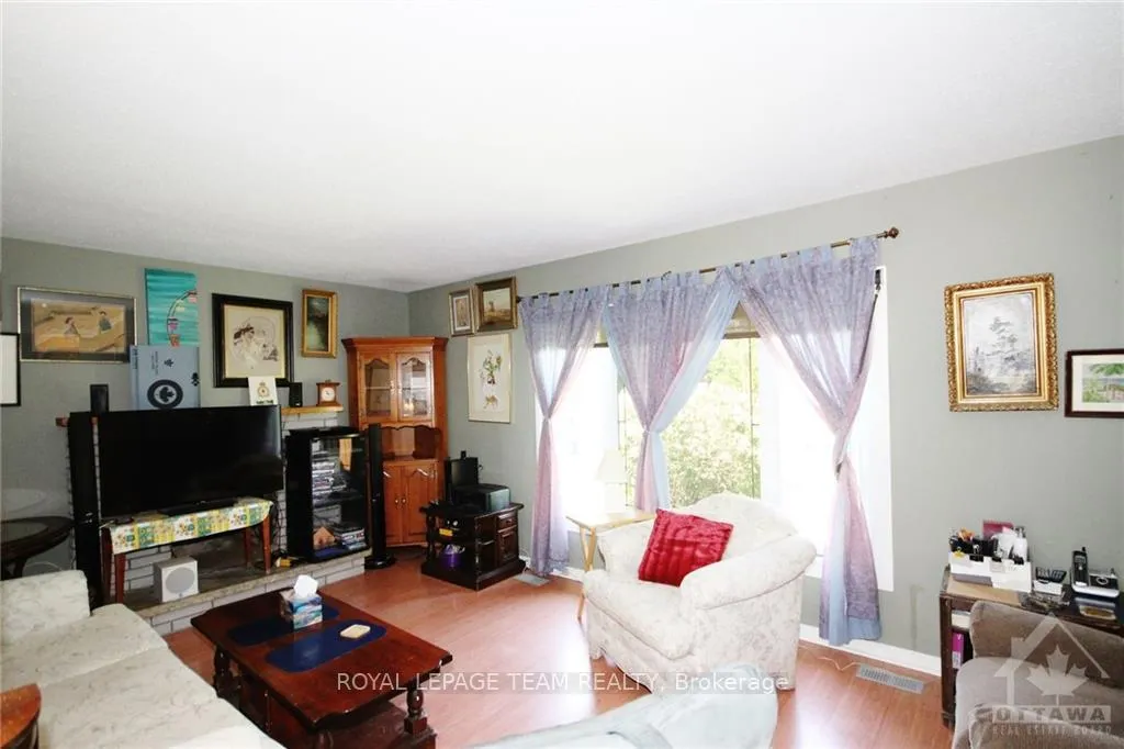 Photo 7 of 3159 8TH Line Road, Ottawa, Metcalfe — HOMEH