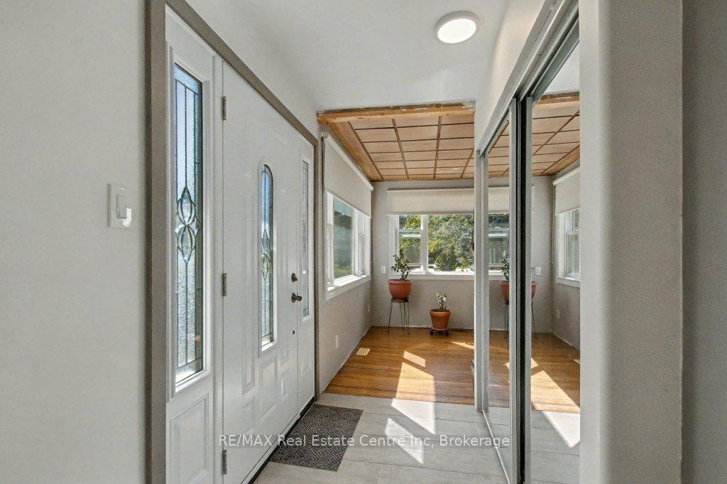 Photo 4 of 11 Riverview Drive, Guelph, Riverside Park — HOMEH