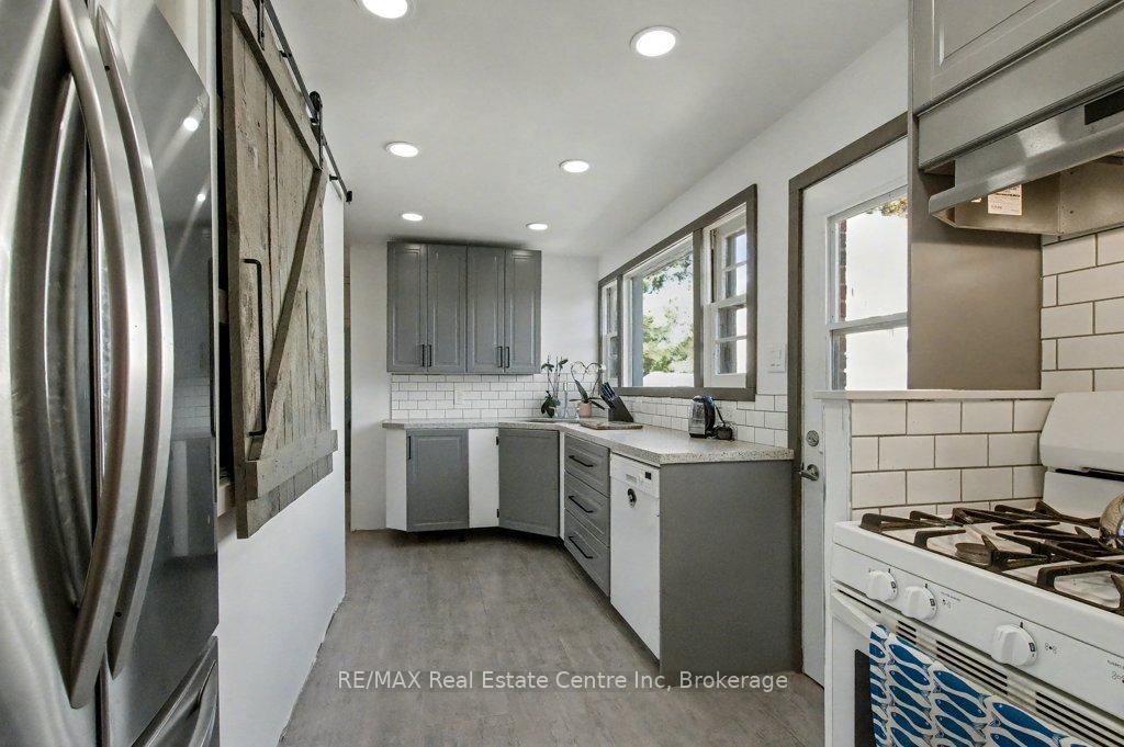 Photo 6 of 11 Riverview Drive, Guelph, Riverside Park — HOMEH