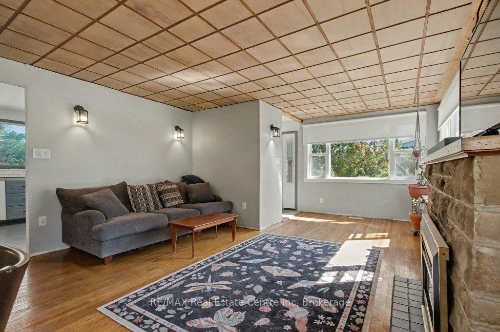 Photo 9 of 11 Riverview Drive, Guelph, Riverside Park — HOMEH