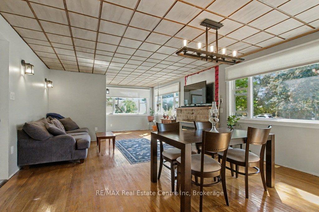 Photo 11 of 11 Riverview Drive, Guelph, Riverside Park — HOMEH