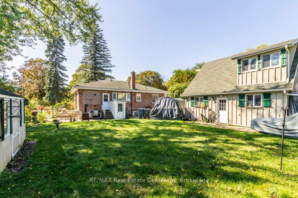 Photo 24 of 11 Riverview Drive, Guelph, Riverside Park — HOMEH
