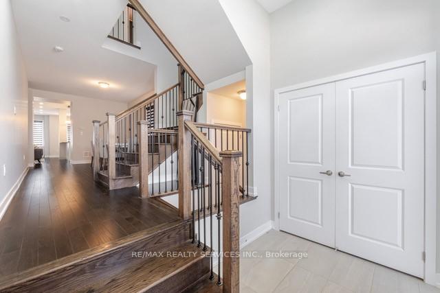 Photo 5 of 612 Leatherleaf Landing, Milton, Cobban — HOMEH