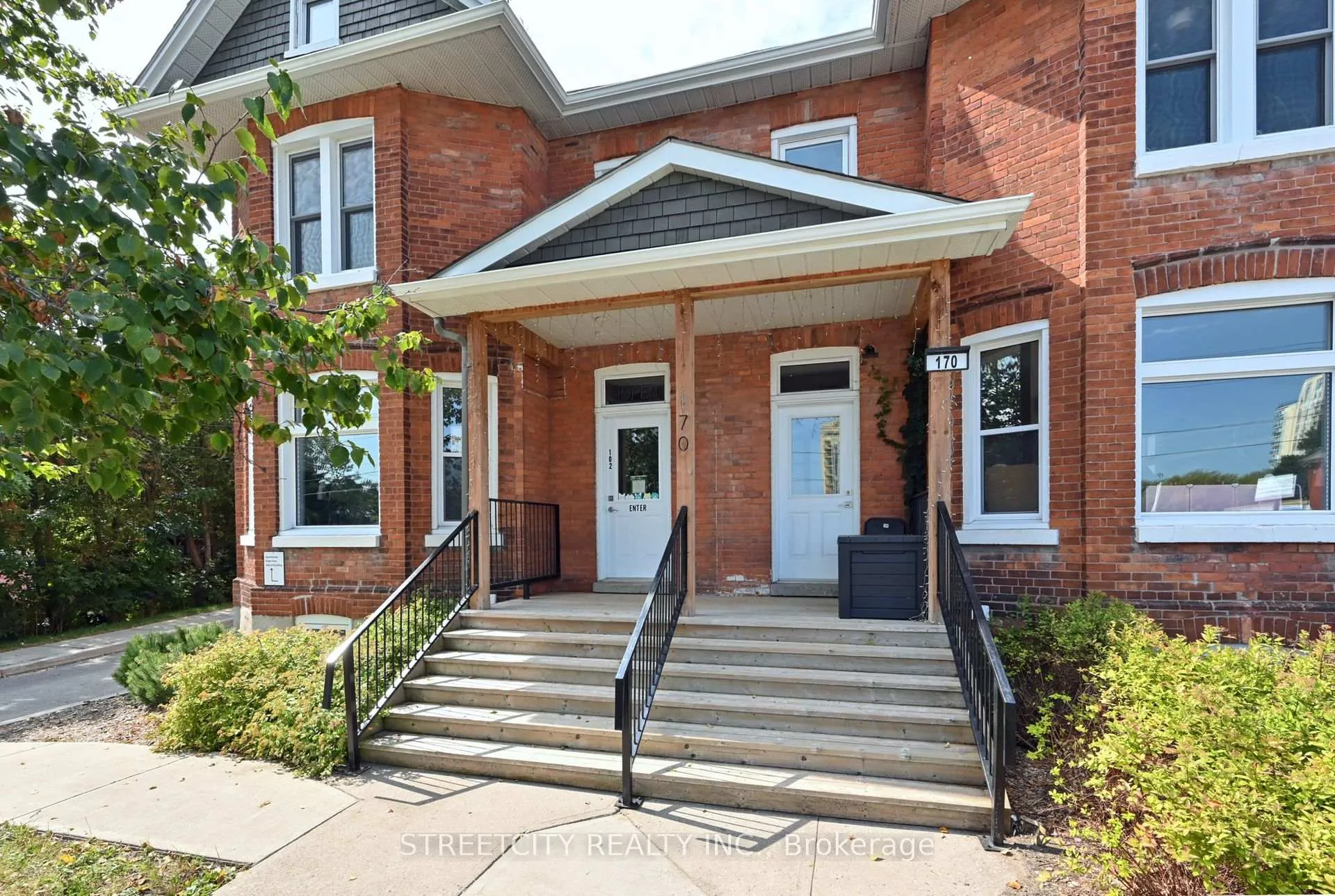 Photo 2 of Unit 201, 170 Bradford Street, Barrie, City Centre — HOMEH