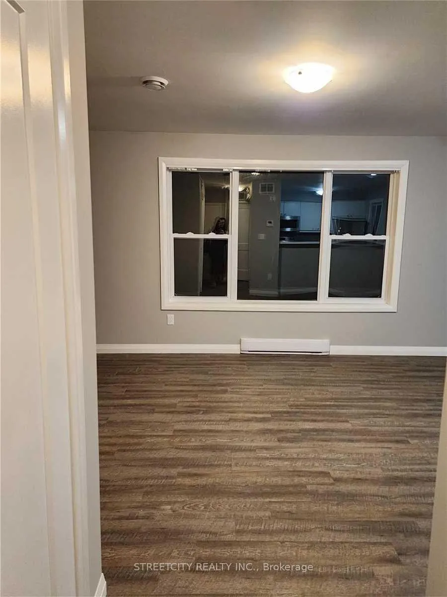Photo 12 of Unit 201, 170 Bradford Street, Barrie, City Centre — HOMEH