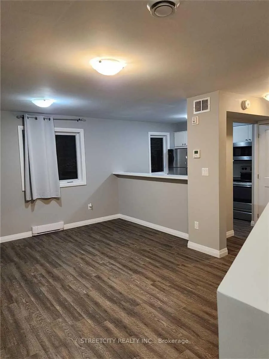 Photo 13 of Unit 201, 170 Bradford Street, Barrie, City Centre — HOMEH