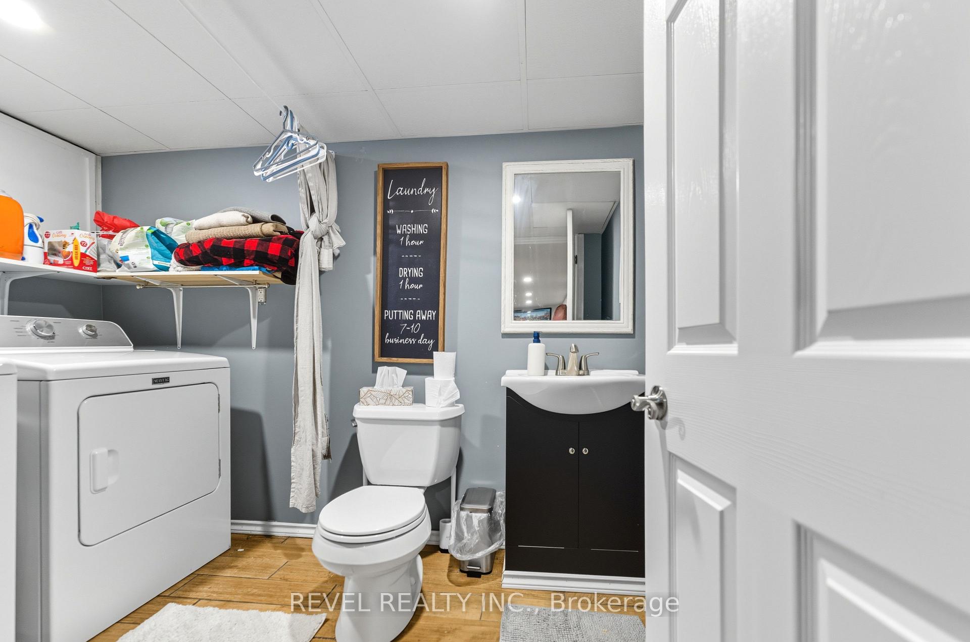 Photo 26 of 207 Auburn Avenue, Hamilton, Bartonville — HOMEH
