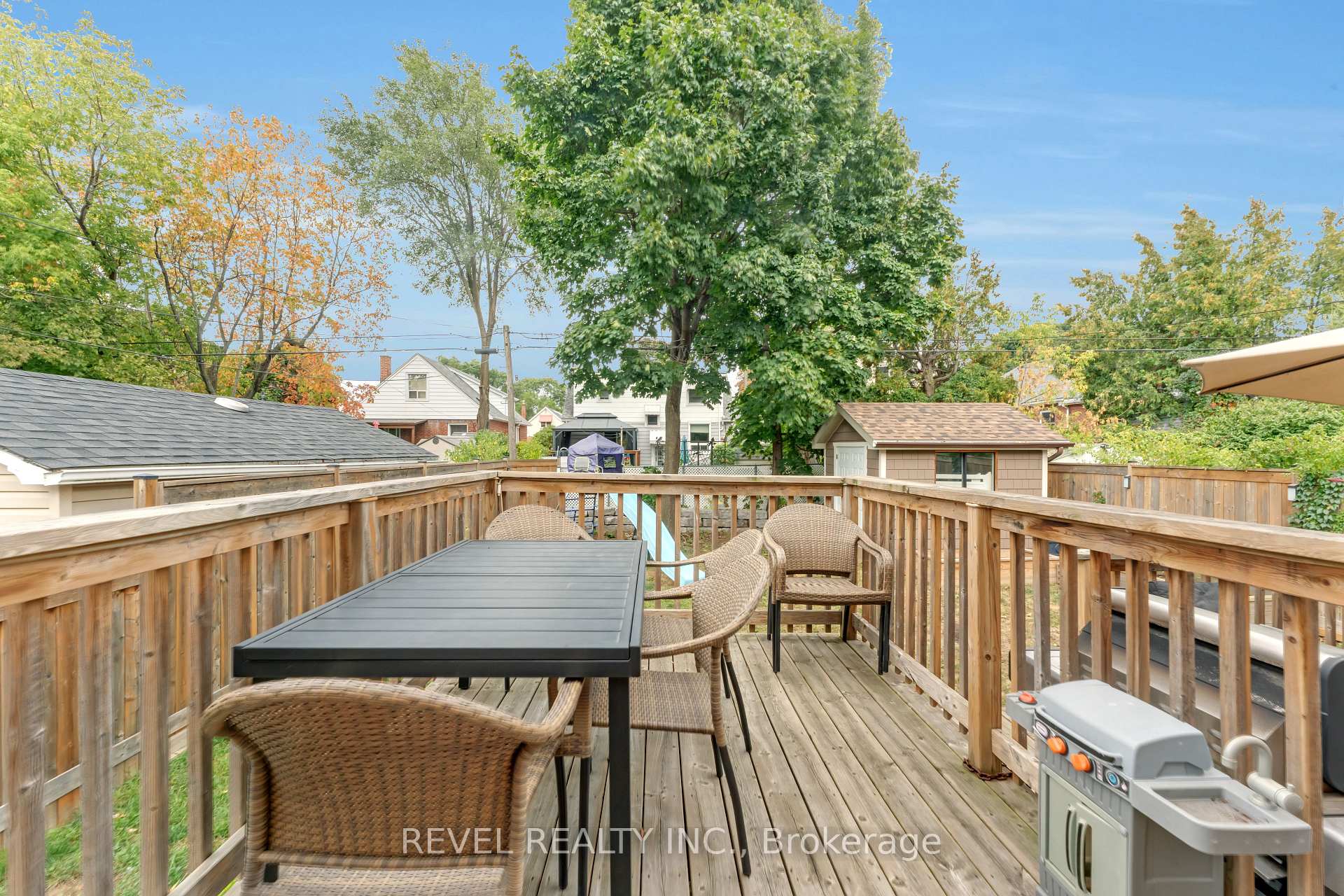 Photo 34 of 207 Auburn Avenue, Hamilton, Bartonville — HOMEH