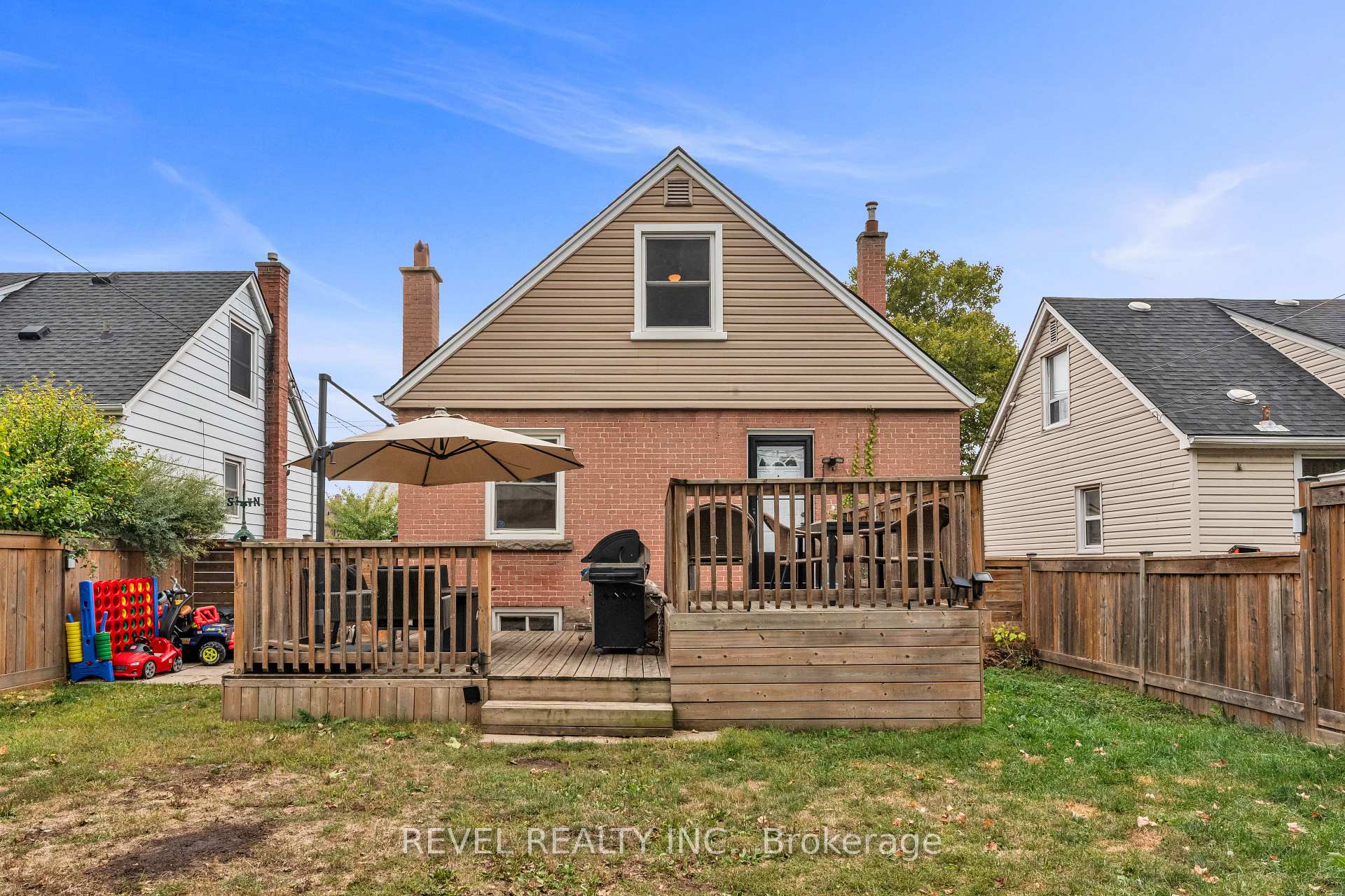 Photo 38 of 207 Auburn Avenue, Hamilton, Bartonville — HOMEH