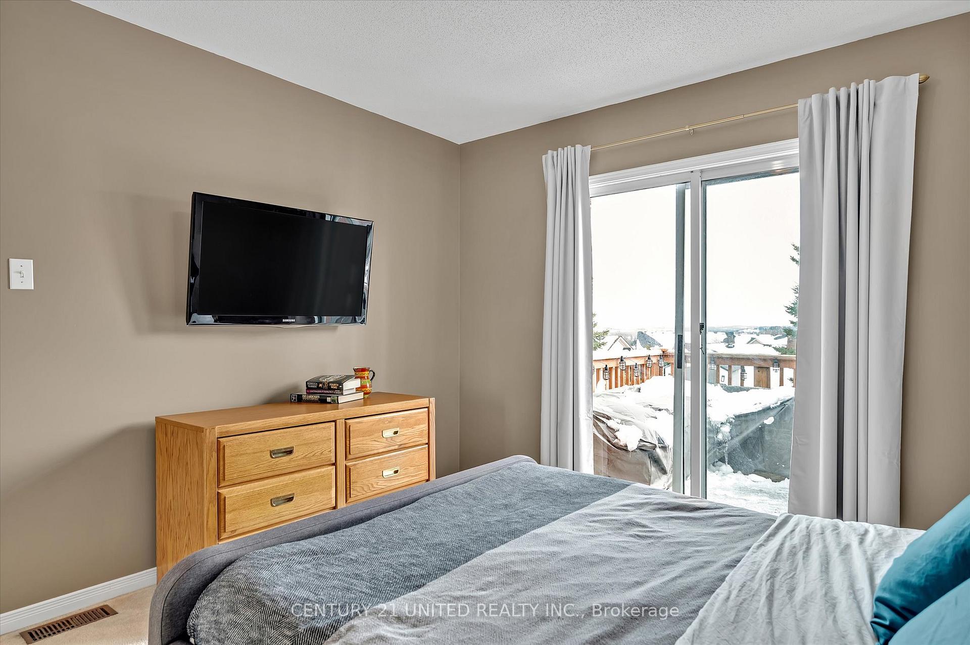 Photo 16 of 145 Towerhill Road, Peterborough, Northcrest Ward 5 — HOMEH