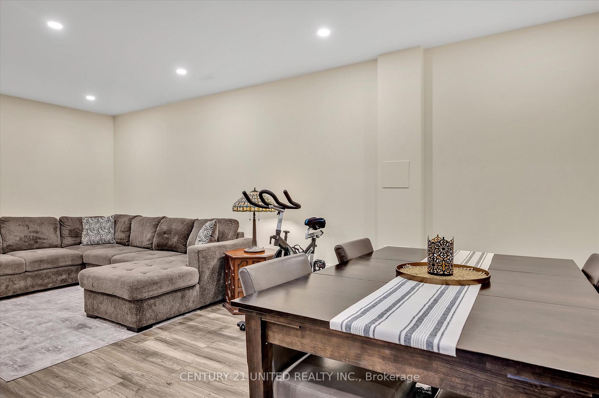 Photo 22 of 145 Towerhill Road, Peterborough, Northcrest Ward 5 — HOMEH