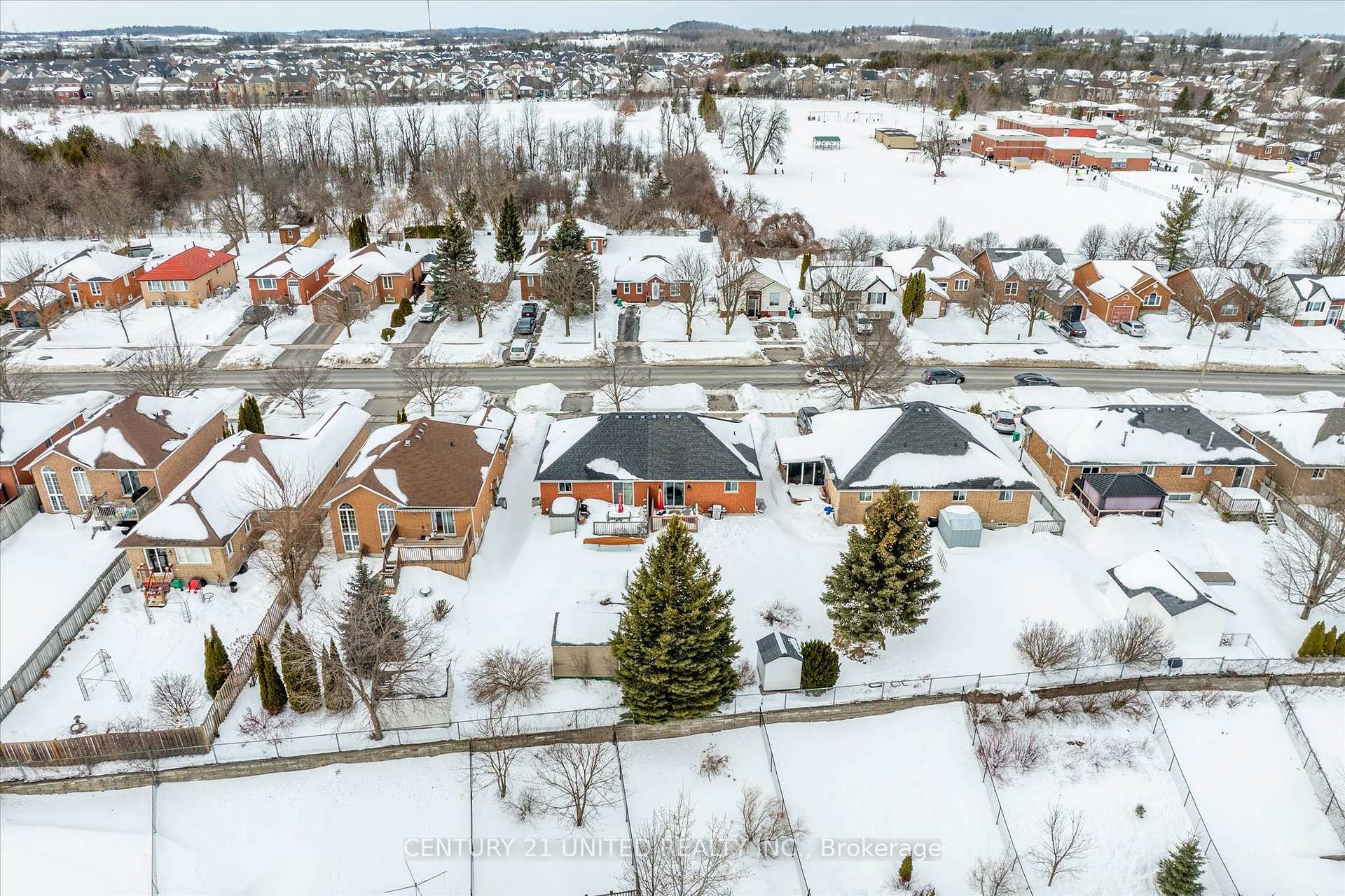 Photo 29 of 145 Towerhill Road, Peterborough, Northcrest Ward 5 — HOMEH
