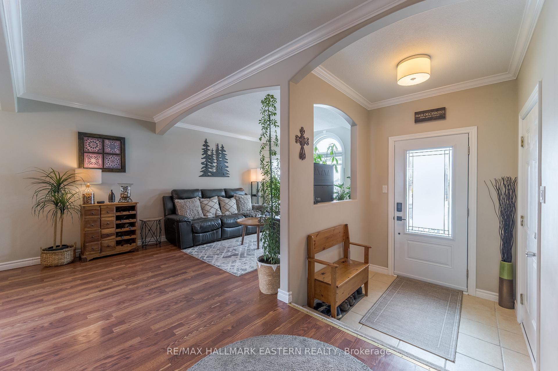 Photo 5 of 657 Trailview Drive, Peterborough, Ashburnham Ward 4 — HOMEH